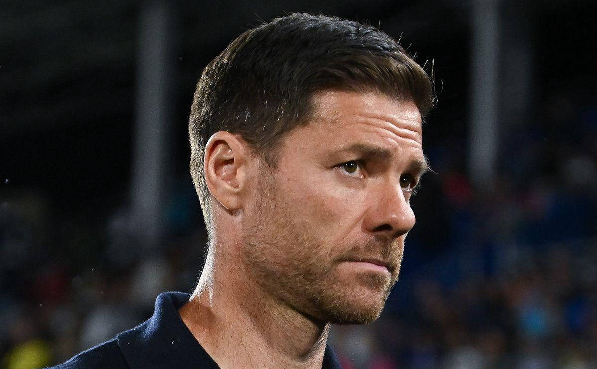 阿隆索下课新论调曝光！球星爆料：硬刚高层绝不妥协，结局早已注定